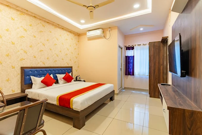 Hotel Room Near Bannerghatta Road